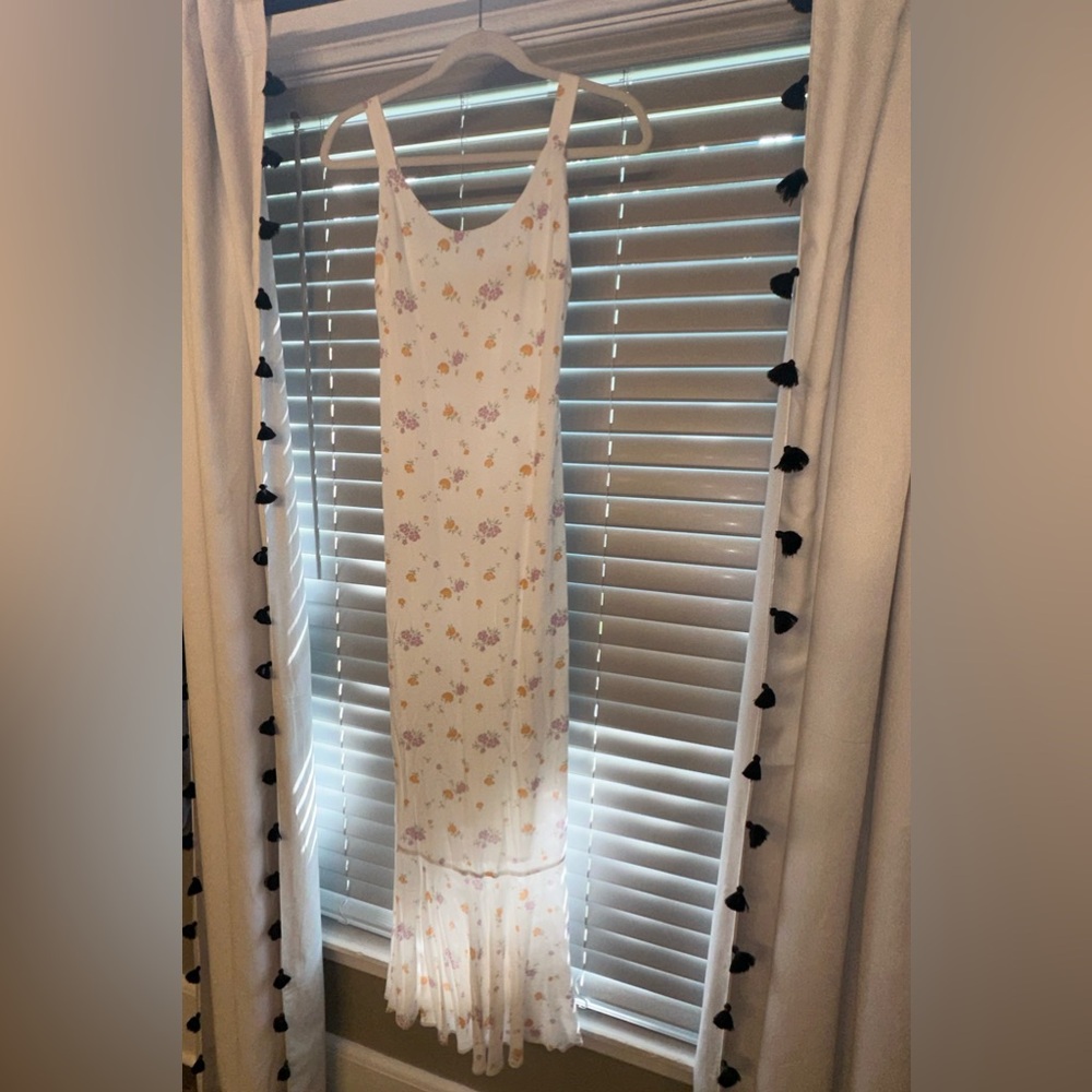 Princess Polly Curtis Maxi Dress 🌷